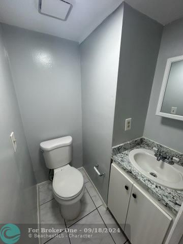 For Rent: $2,100 (2 beds, 1 baths, 1100 Square Feet)