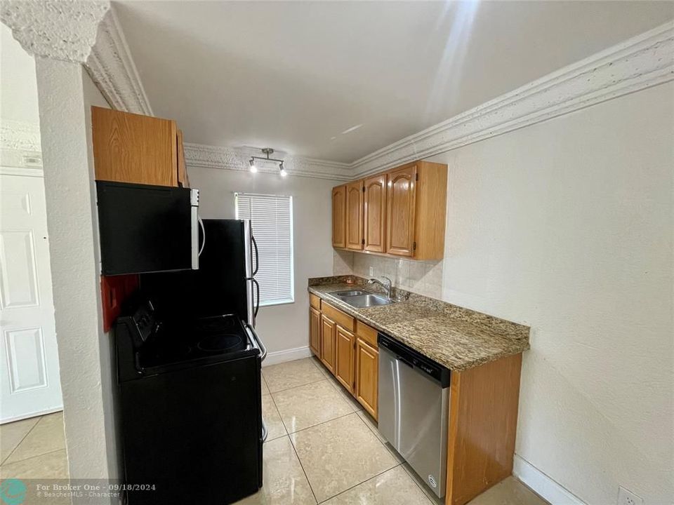 For Rent: $1,700 (2 beds, 1 baths, 0 Square Feet)