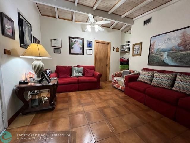 En Venta: $539,888 (3 camas, 2 baños, 1458 Pies cuadrados)