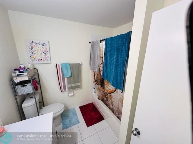 For Sale: $285,000 (2 beds, 2 baths, 1210 Square Feet)