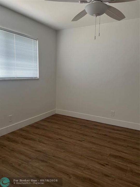 For Rent: $2,300 (2 beds, 1 baths, 1425 Square Feet)