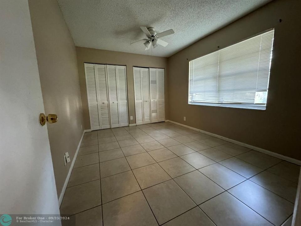 For Sale: $2,795 (3 beds, 2 baths, 1195 Square Feet)