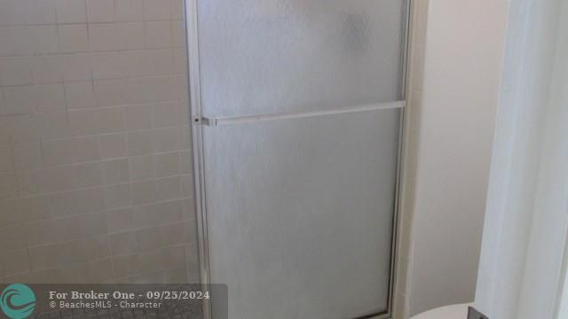 For Sale: $174,000 (2 beds, 2 baths, 1350 Square Feet)