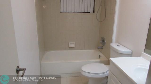 For Sale: $174,000 (2 beds, 2 baths, 1350 Square Feet)