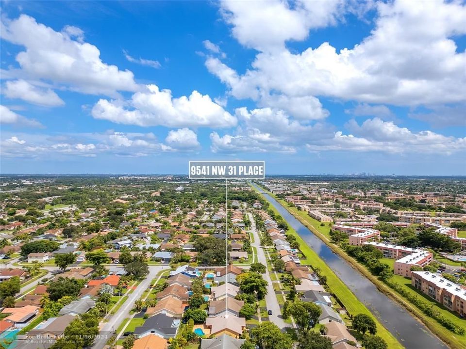 For Sale: $580,000 (3 beds, 2 baths, 1878 Square Feet)