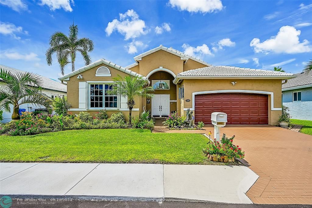 For Sale: $659,000 (3 beds, 2 baths, 1769 Square Feet)