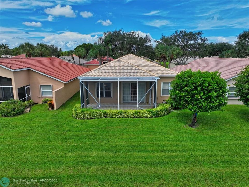 For Sale: $549,000 (2 beds, 2 baths, 2021 Square Feet)