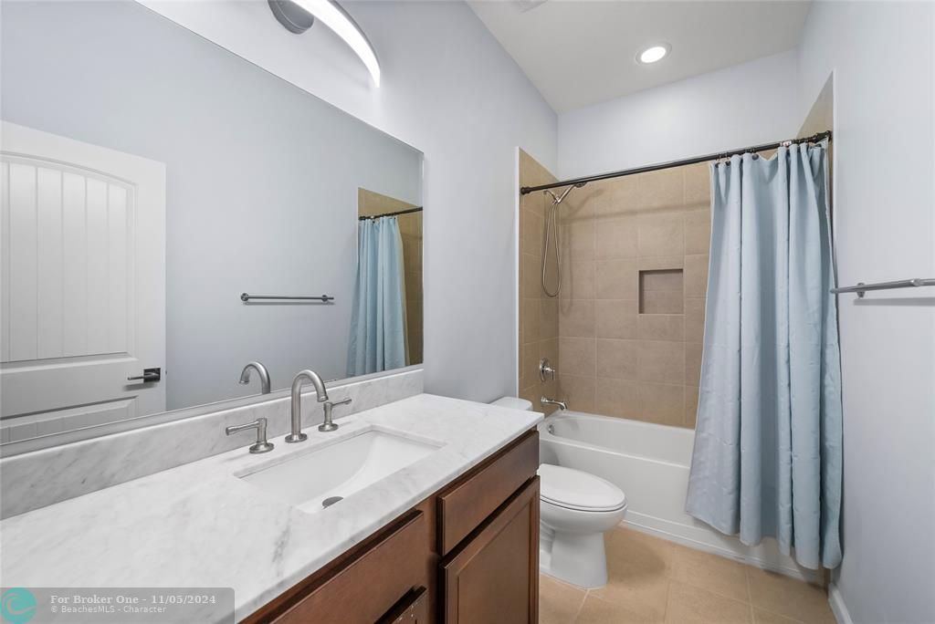 For Sale: $484,900 (3 beds, 2 baths, 1572 Square Feet)