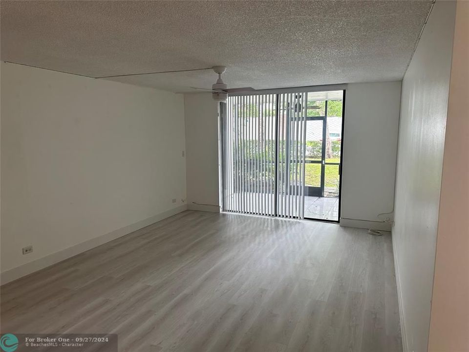 For Rent: $2,000 (2 beds, 2 baths, 1150 Square Feet)