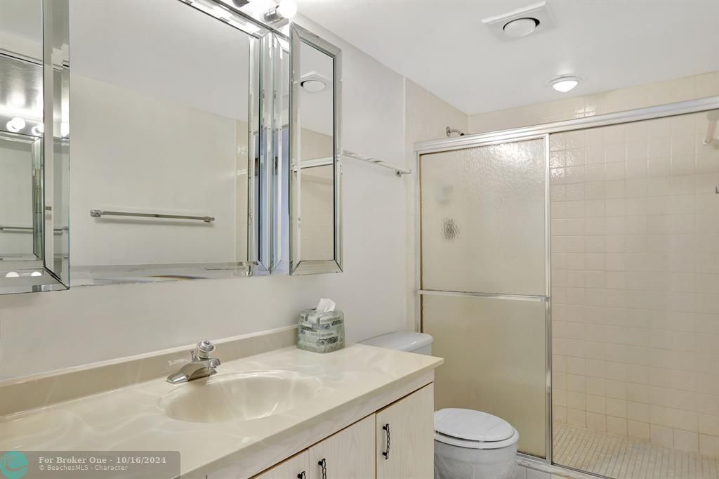 For Sale: $168,888 (2 beds, 2 baths, 1162 Square Feet)