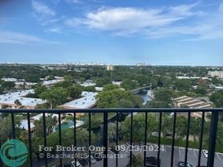 For Rent: $1,950 (1 beds, 1 baths, 850 Square Feet)