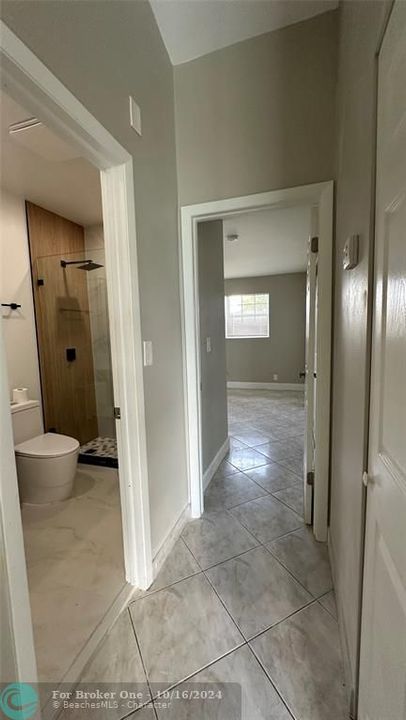 For Rent: $3,100 (2 beds, 0 baths, 1062 Square Feet)