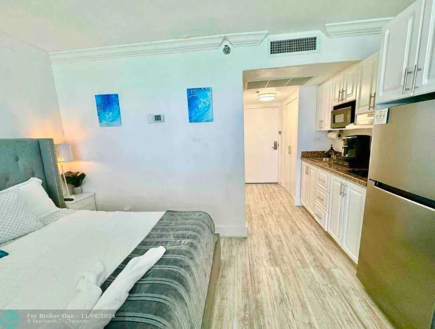 En Venta: $324,000 (0 camas, 1 baños, 360 Pies cuadrados)