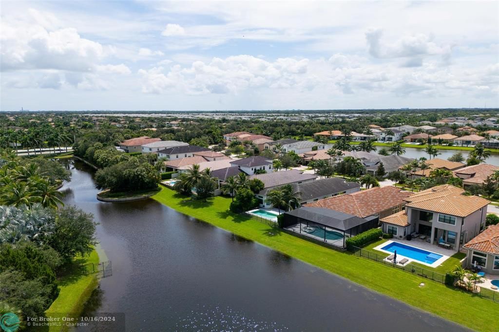 For Sale: $1,899,000 (4 beds, 3 baths, 3249 Square Feet)