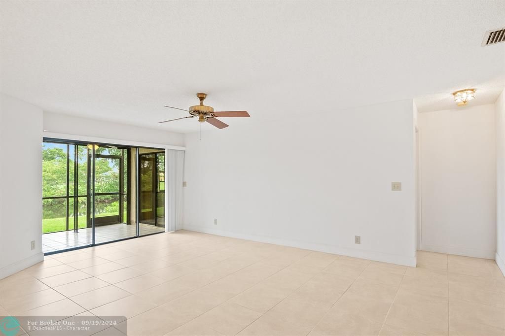 For Sale: $457,900 (3 beds, 2 baths, 1355 Square Feet)