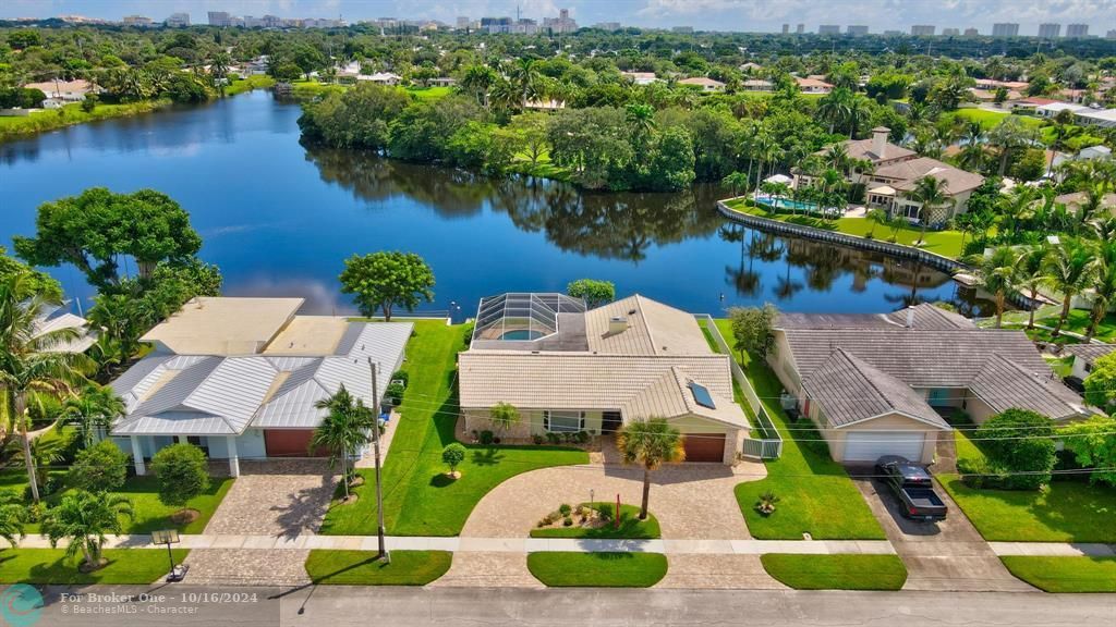 For Sale: $1,499,000 (3 beds, 2 baths, 1861 Square Feet)