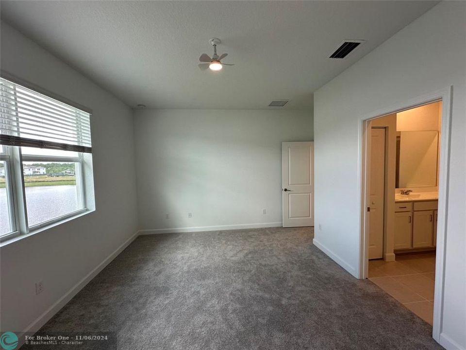 For Rent: $2,400 (3 beds, 2 baths, 1635 Square Feet)