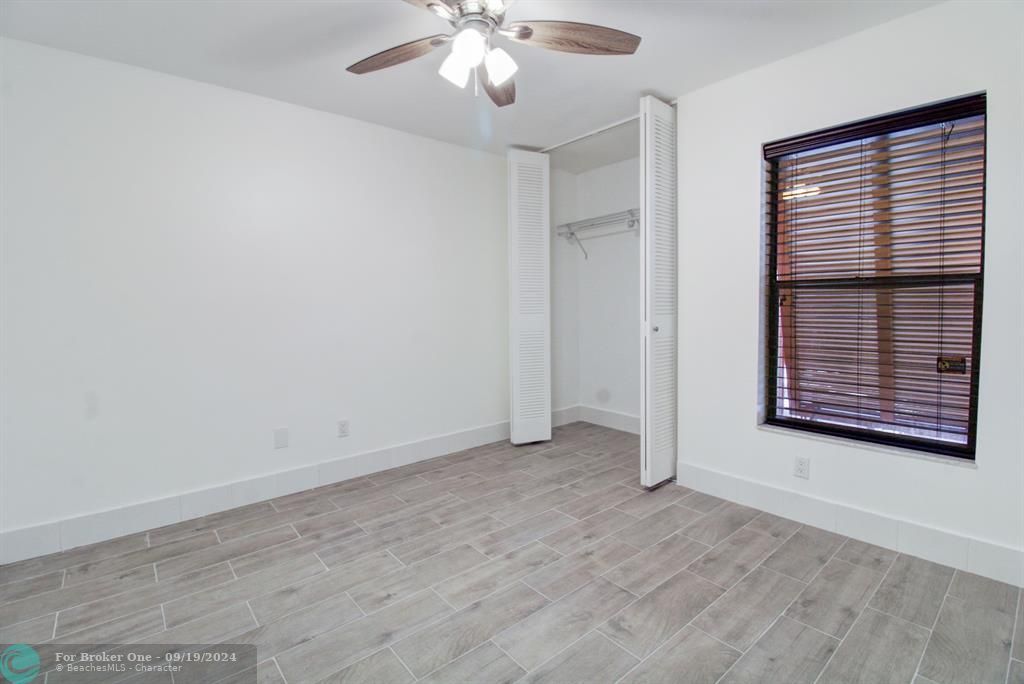 For Rent: $2,999 (3 beds, 2 baths, 1218 Square Feet)