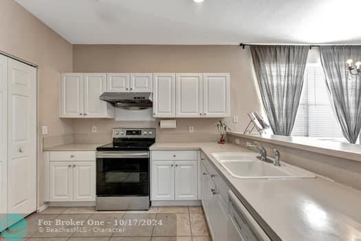 For Rent: $3,880 (3 beds, 2 baths, 2404 Square Feet)