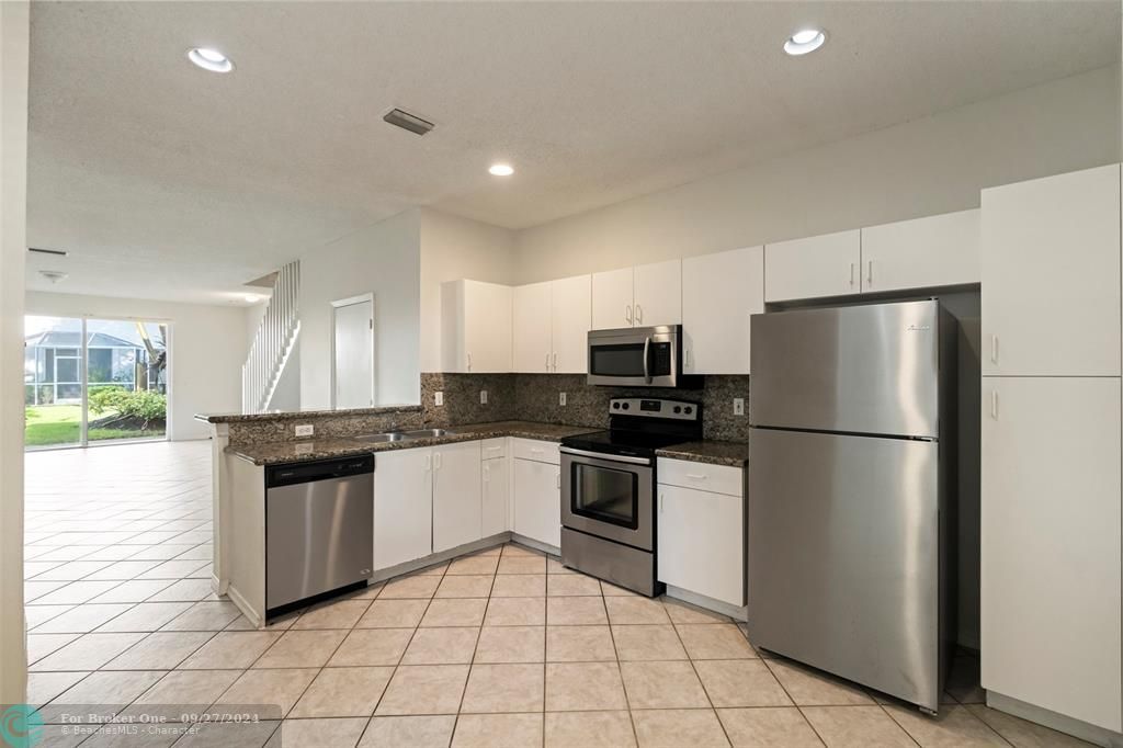 For Rent: $3,300 (3 beds, 2 baths, 1443 Square Feet)