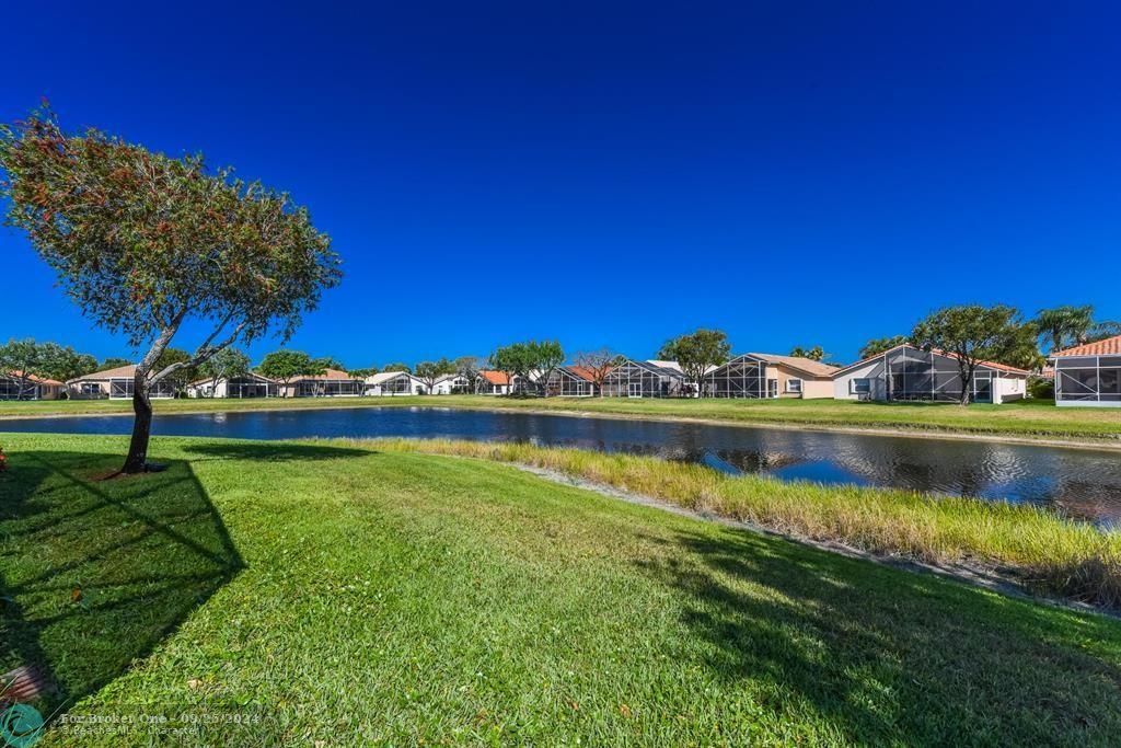 For Sale: $549,000 (3 beds, 2 baths, 1884 Square Feet)