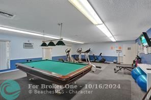 For Sale: $139,000 (2 beds, 2 baths, 990 Square Feet)