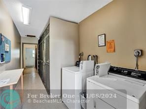 For Sale: $139,000 (2 beds, 2 baths, 990 Square Feet)