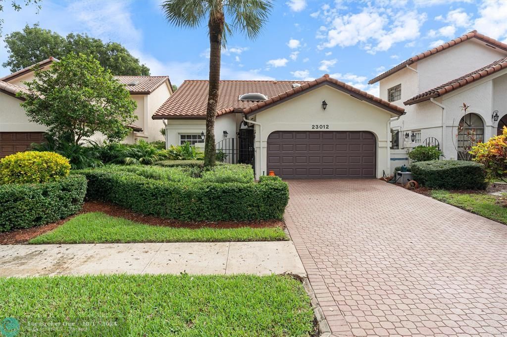 For Sale: $710,000 (2 beds, 2 baths, 1630 Square Feet)