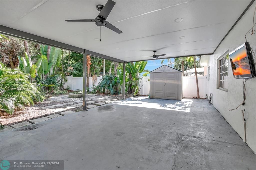 For Sale: $775,000 (4 beds, 2 baths, 1510 Square Feet)