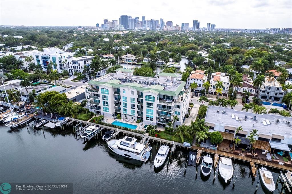 For Sale: $1,799,000 (3 beds, 3 baths, 2688 Square Feet)