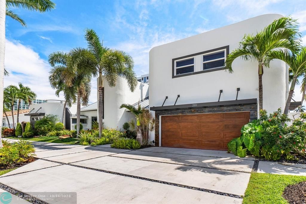 For Sale: $4,495,000 (4 beds, 4 baths, 3892 Square Feet)