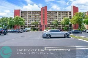 For Sale: $305,000 (2 beds, 2 baths, 1399 Square Feet)