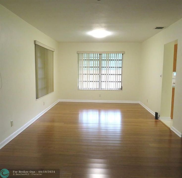 For Rent: $3,800 (3 beds, 2 baths, 1666 Square Feet)