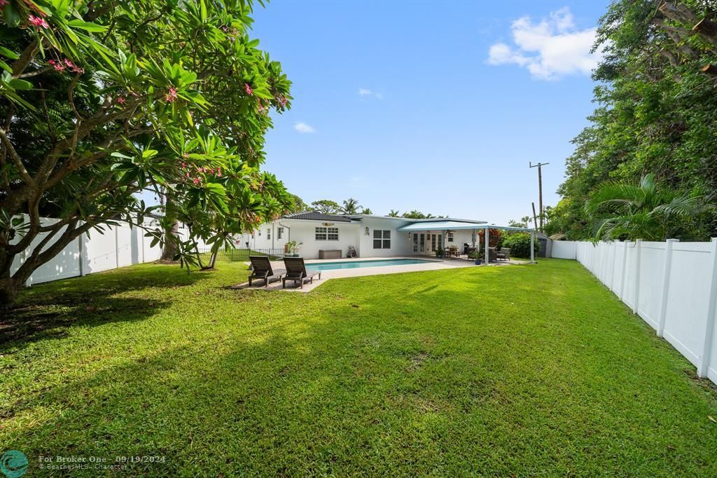 For Sale: $1,250,000 (3 beds, 3 baths, 2503 Square Feet)