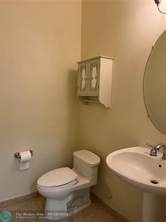 For Rent: $3,600 (2 beds, 2 baths, 1296 Square Feet)