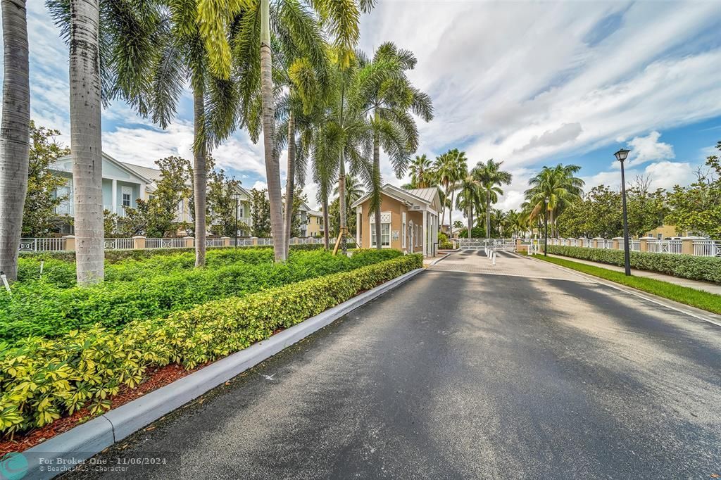 For Sale: $685,000 (3 beds, 2 baths, 2062 Square Feet)