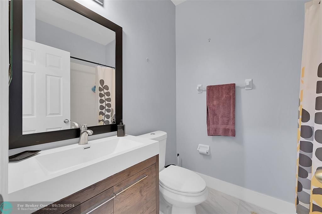 For Sale: $469,900 (3 beds, 2 baths, 1776 Square Feet)