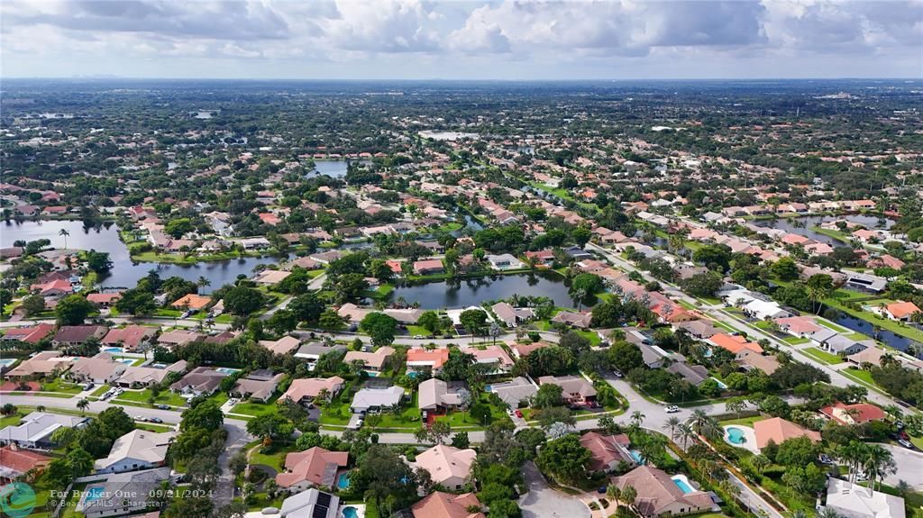 For Sale: $849,990 (4 beds, 2 baths, 2352 Square Feet)