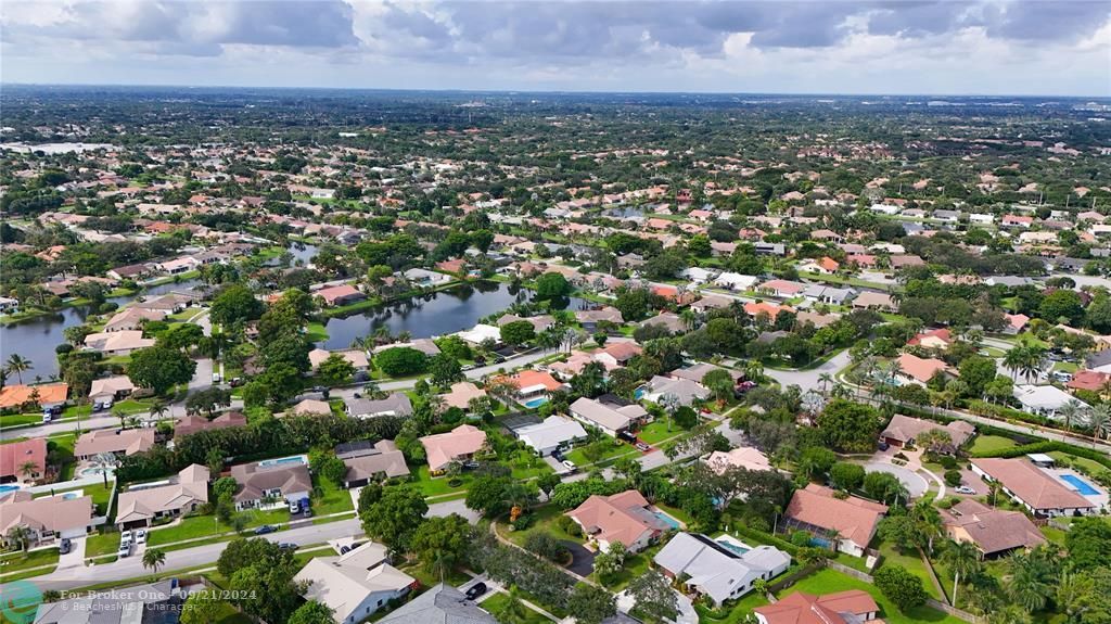 For Sale: $849,990 (4 beds, 2 baths, 2352 Square Feet)