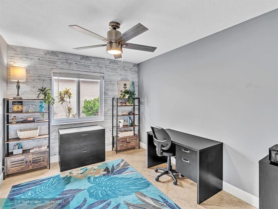 For Sale: $575,000 (3 beds, 2 baths, 1600 Square Feet)