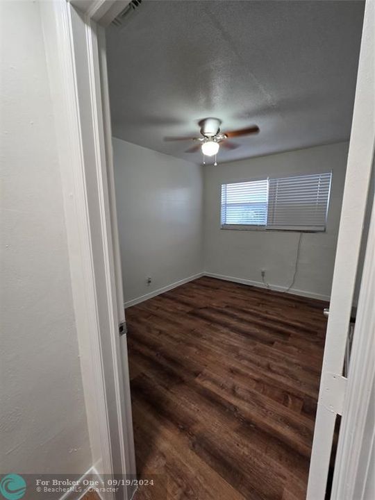 For Rent: $2,600 (3 beds, 1 baths, 1088 Square Feet)