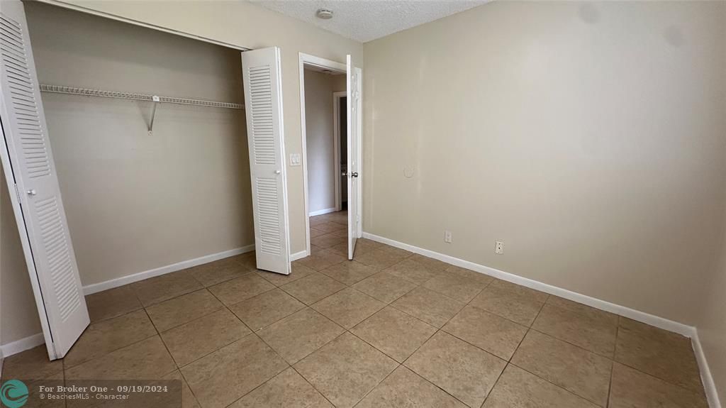 For Rent: $2,575 (3 beds, 2 baths, 1200 Square Feet)