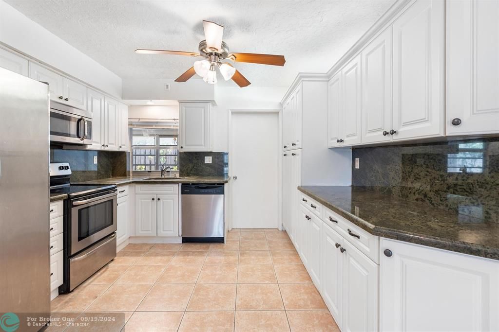 For Sale: $2,625 (2 beds, 2 baths, 0 Square Feet)