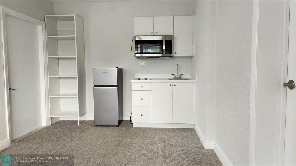 For Rent: $1,600 (1 beds, 1 baths, 0 Square Feet)