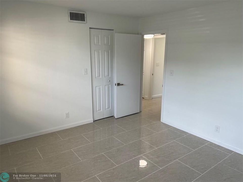 For Rent: $2,500 (2 beds, 2 baths, 1190 Square Feet)