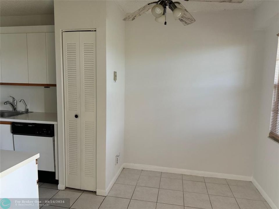 For Rent: $2,000 (2 beds, 2 baths, 1106 Square Feet)