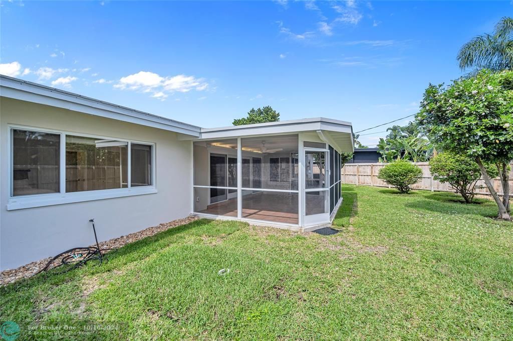 For Sale: $1,895,000 (3 beds, 2 baths, 2050 Square Feet)