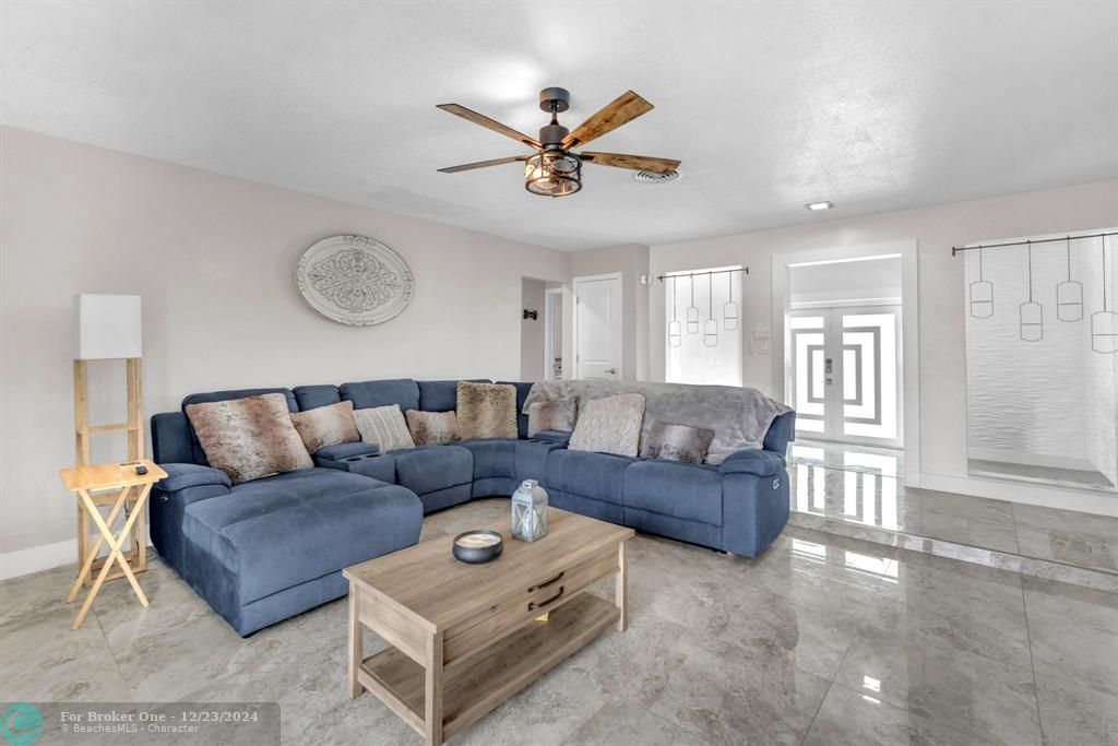 Active With Contract: $3,500 (3 beds, 2 baths, 1758 Square Feet)