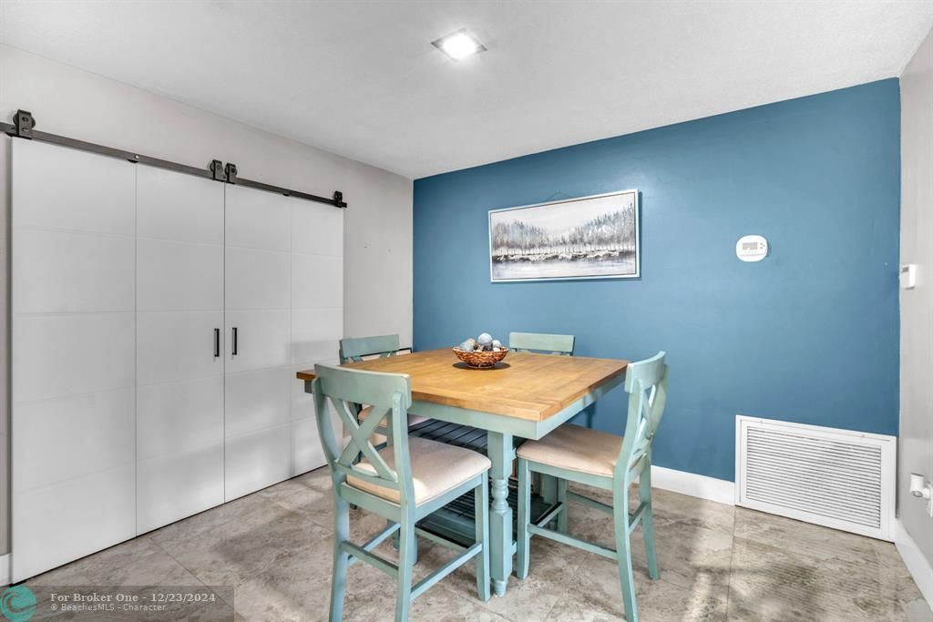 Active With Contract: $3,500 (3 beds, 2 baths, 1758 Square Feet)