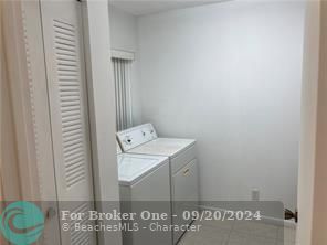 For Sale: $219,000 (2 beds, 2 baths, 1150 Square Feet)